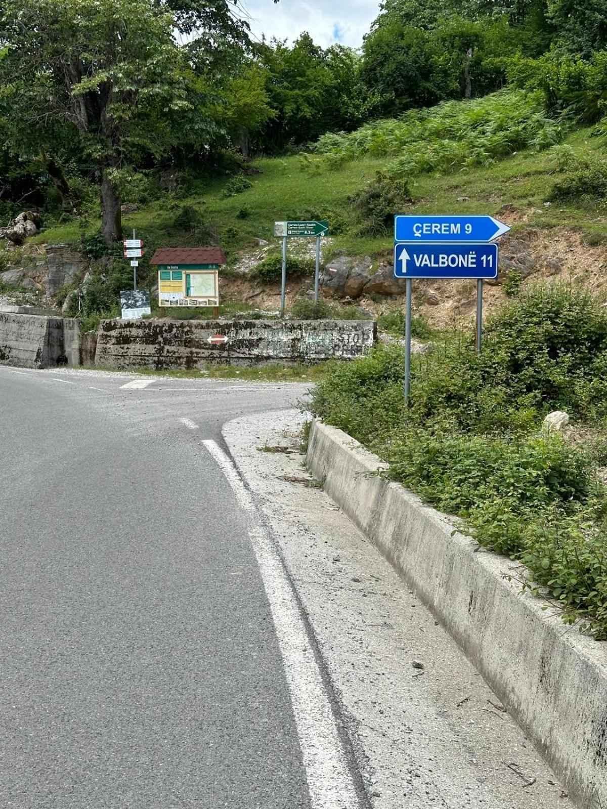 Zeneli Alpin Chalet Cerem Esterno foto